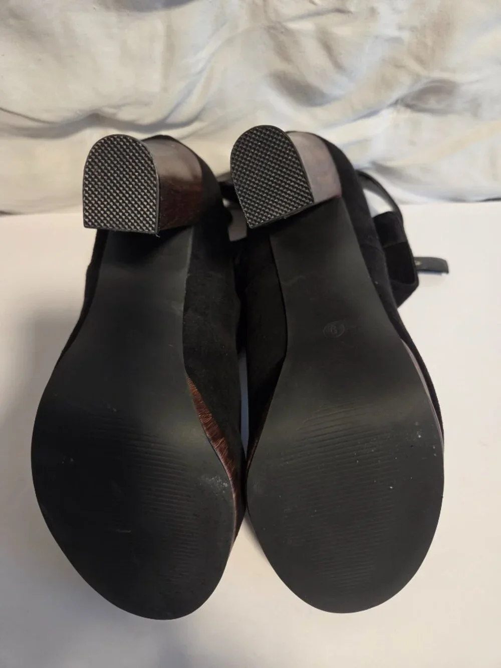 Tinstree Black Peep Toe Platform Heel Womens Size 9